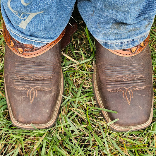 Spur Straps - Acorn and Oak