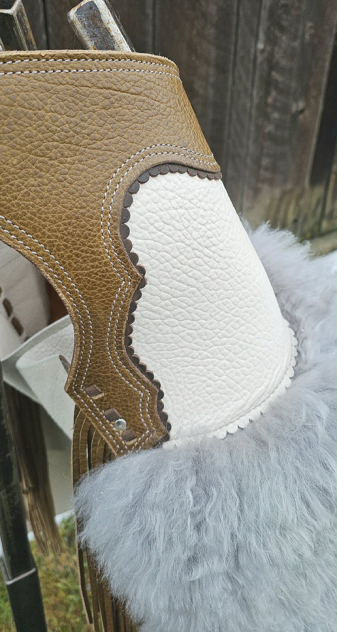 Okanagan Bell chaps - 'Silver Bells'