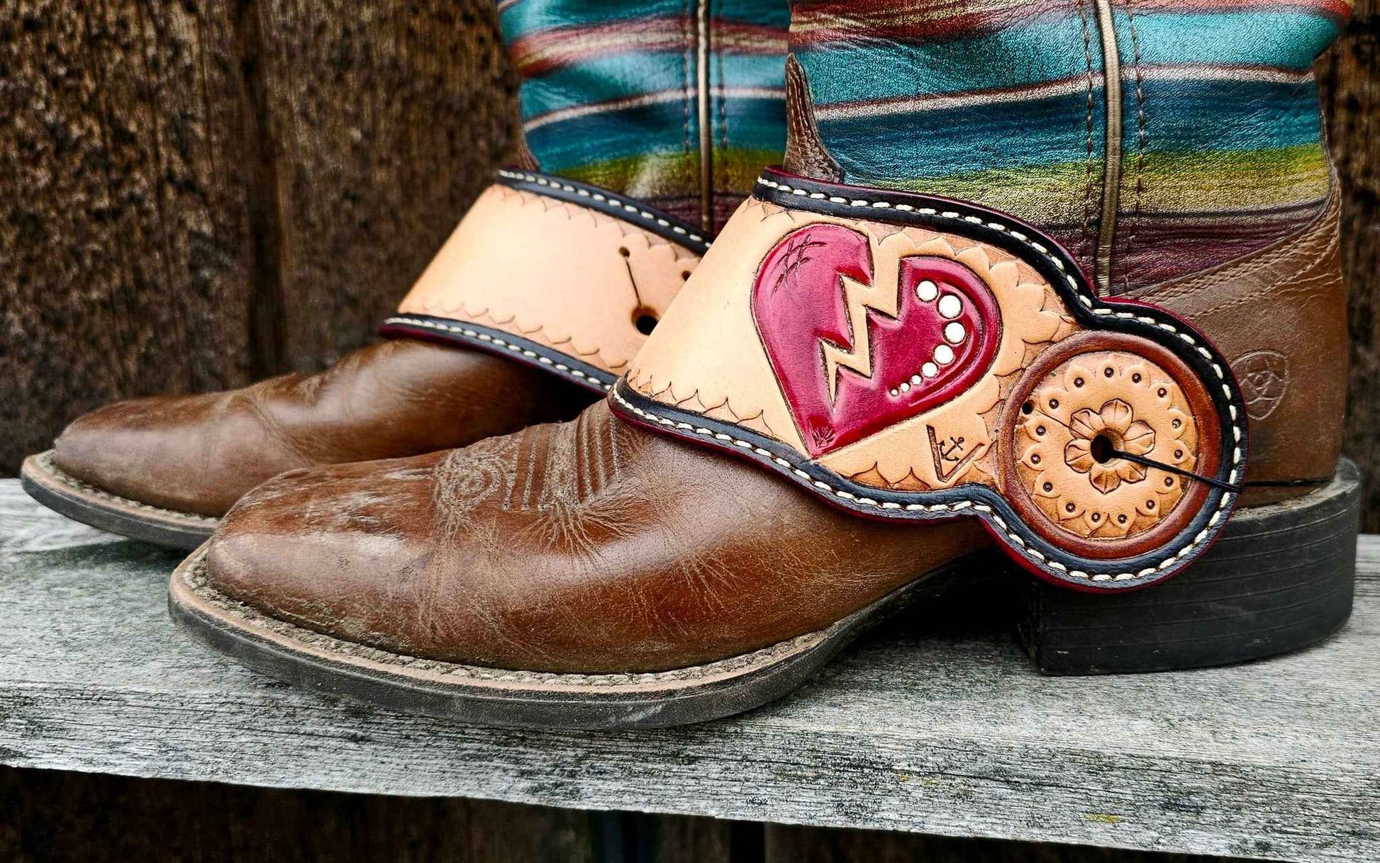 Spur Straps - Heartbreaker